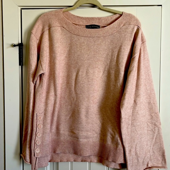 Sweater - Picture 1 of 1